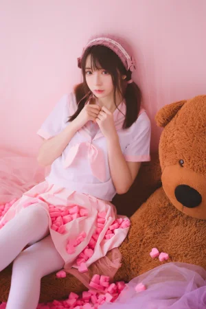 疯猫ss《丝袜狂想曲（粉）》主题写真：54张全套美图