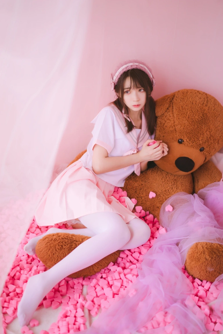 疯猫ss《丝袜狂想曲（粉）》主题写真：54张全套美图