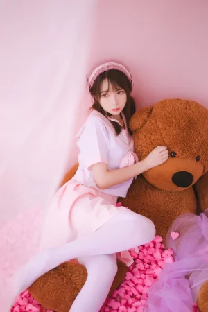 疯猫ss《丝袜狂想曲（粉）》主题写真：54张全套美图
