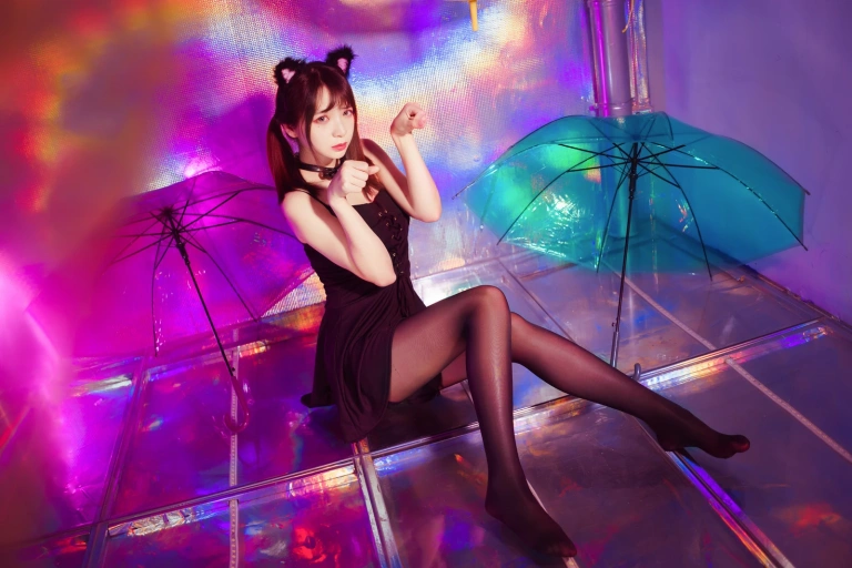 疯猫ss《丝袜狂想曲（光）》主题写真：34张全套美图