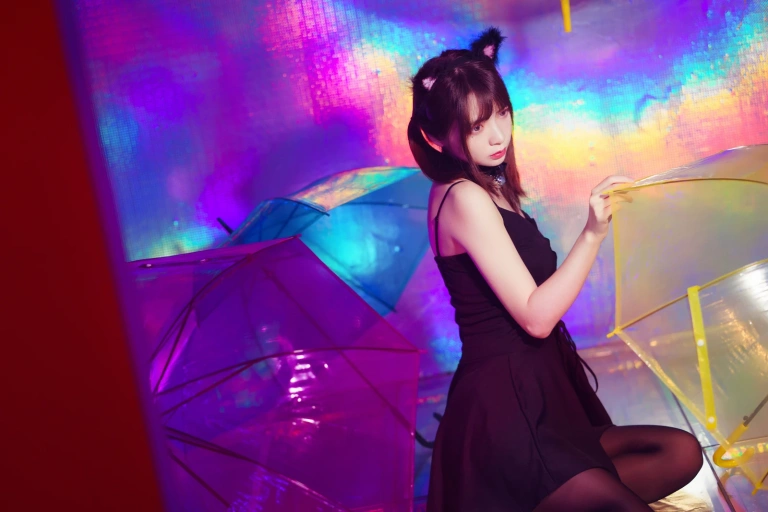 疯猫ss《丝袜狂想曲（光）》主题写真：34张全套美图