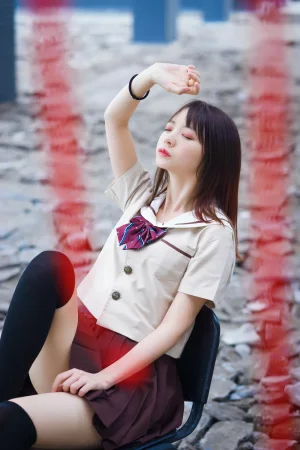疯猫ss《丝袜狂想曲（伞）》主题写真：42张全套美图