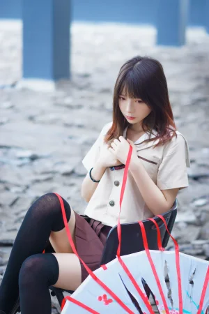 疯猫ss《丝袜狂想曲（伞）》主题写真：42张全套美图