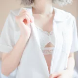 疯猫ss《思绪本 内衣》主题写真：27张全套美图