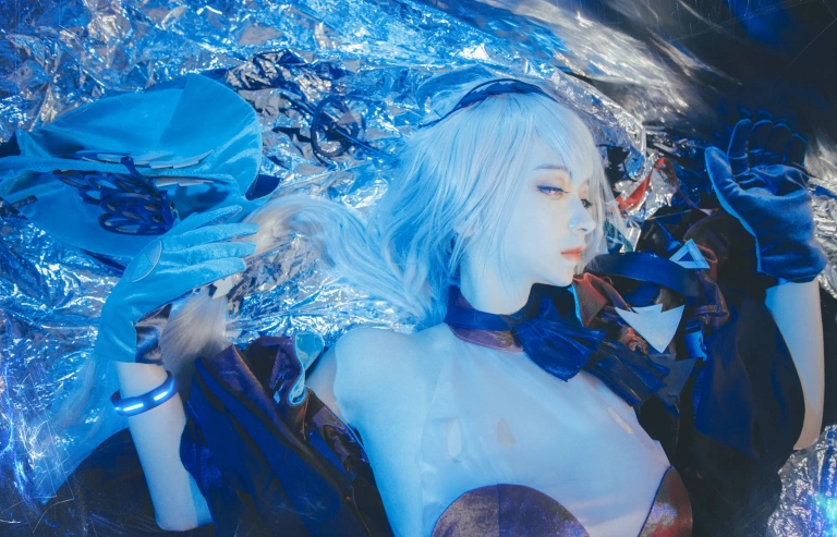 疯猫ss《浊心斯卡蒂》主题写真：18张全套美图