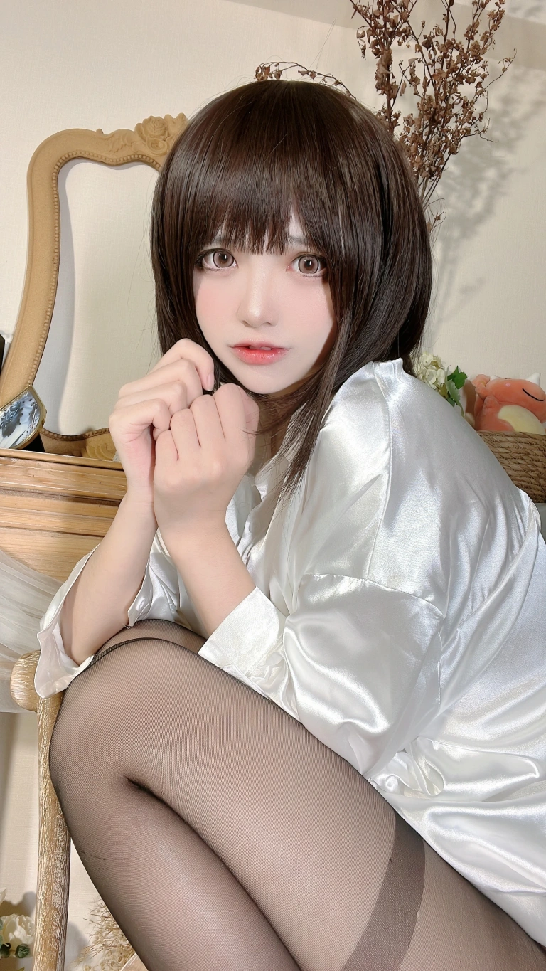疯猫ss《2022新春生日本03 白衬衫少女》主题写真：80张全套美图
