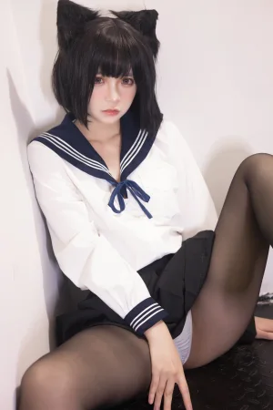 疯猫ss《2022新春生日本04 制服少女》主题写真：80张全套美图，含5个视频
