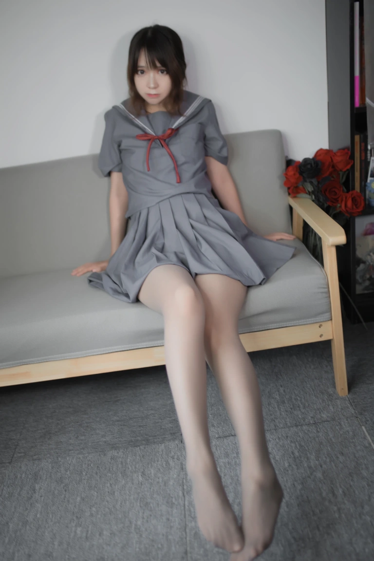 疯猫ss《蓝灰JK》主题写真：29张全套美图