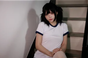 疯猫ss《白色情人节福袋 体操服》主题写真：40张全套美图