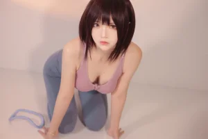 疯猫ss《白色情人节福袋 运动衣》主题写真：40张全套美图