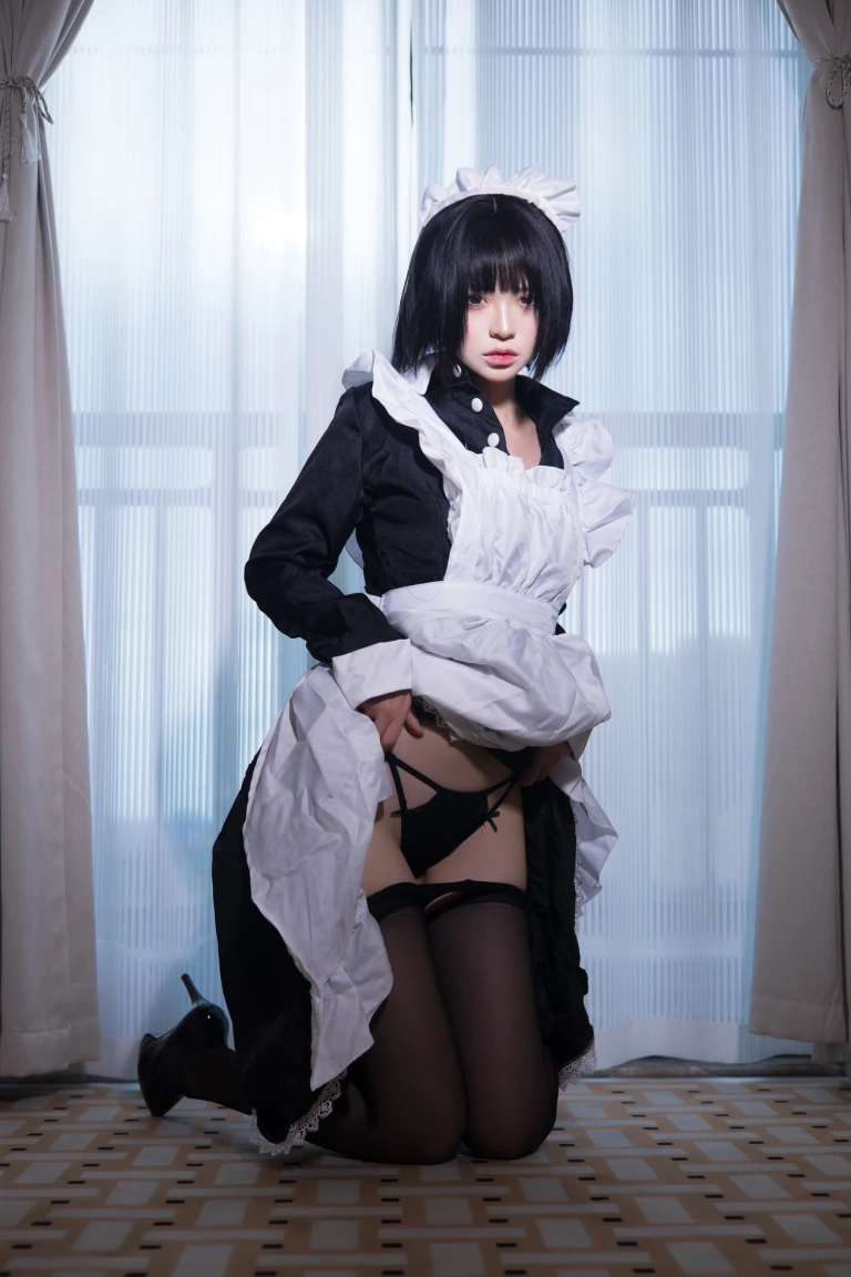 疯猫ss《2022 夏日限定B本 女仆》主题写真：20张全套美图，含1个视频