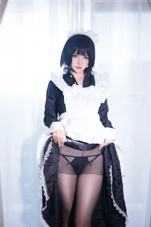 疯猫ss《2022 夏日限定B本 女仆》主题写真：20张全套美图，含1个视频