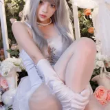 疯猫ss《珍藏版3 纯白绒绒兔》主题写真：40张全套美图，含2个视频