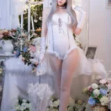 疯猫ss《珍藏版3 纯白绒绒兔》主题写真：40张全套美图，含2个视频