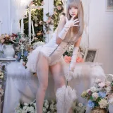 疯猫ss《珍藏版3 纯白绒绒兔》主题写真：40张全套美图，含2个视频