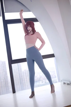疯猫ss《2024年02月fantia订阅 瑜伽服 卡芙卡》主题写真：58张全套美图
