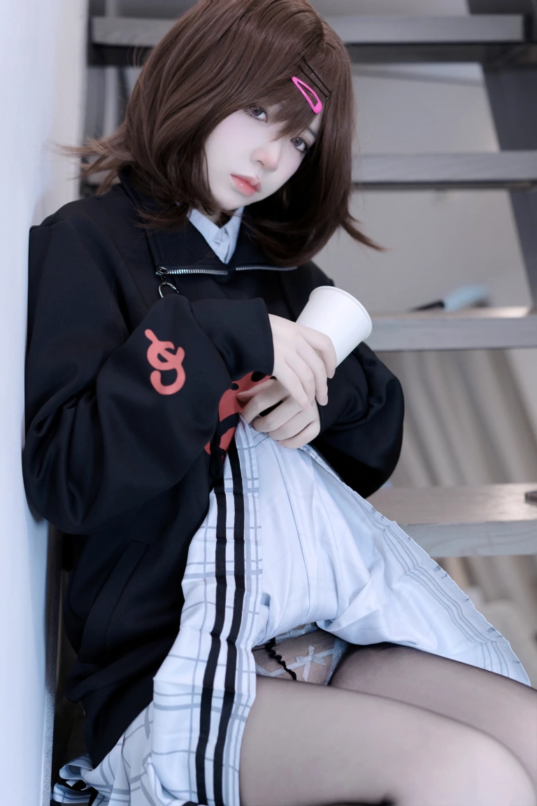 疯猫ss《2024年三月限定 樋口円香》主题写真：39张全套美图