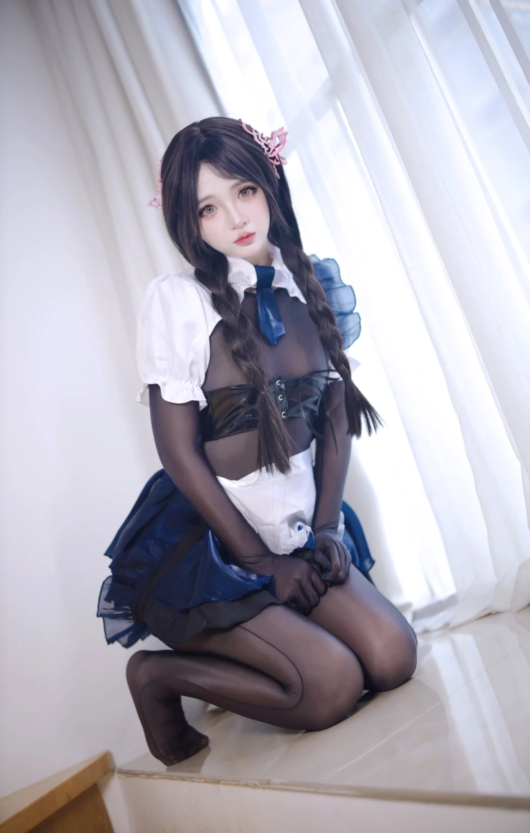 疯猫ss《七了个三 女仆特工》主题写真：54张全套美图