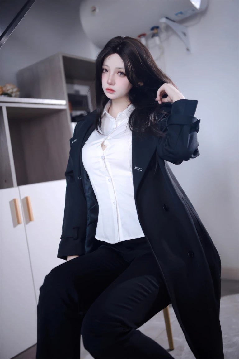 疯猫ss《少女衣橱 西装裤》主题写真：41张全套美图