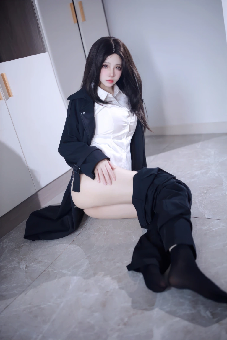疯猫ss《少女衣橱 西装裤》主题写真：41张全套美图