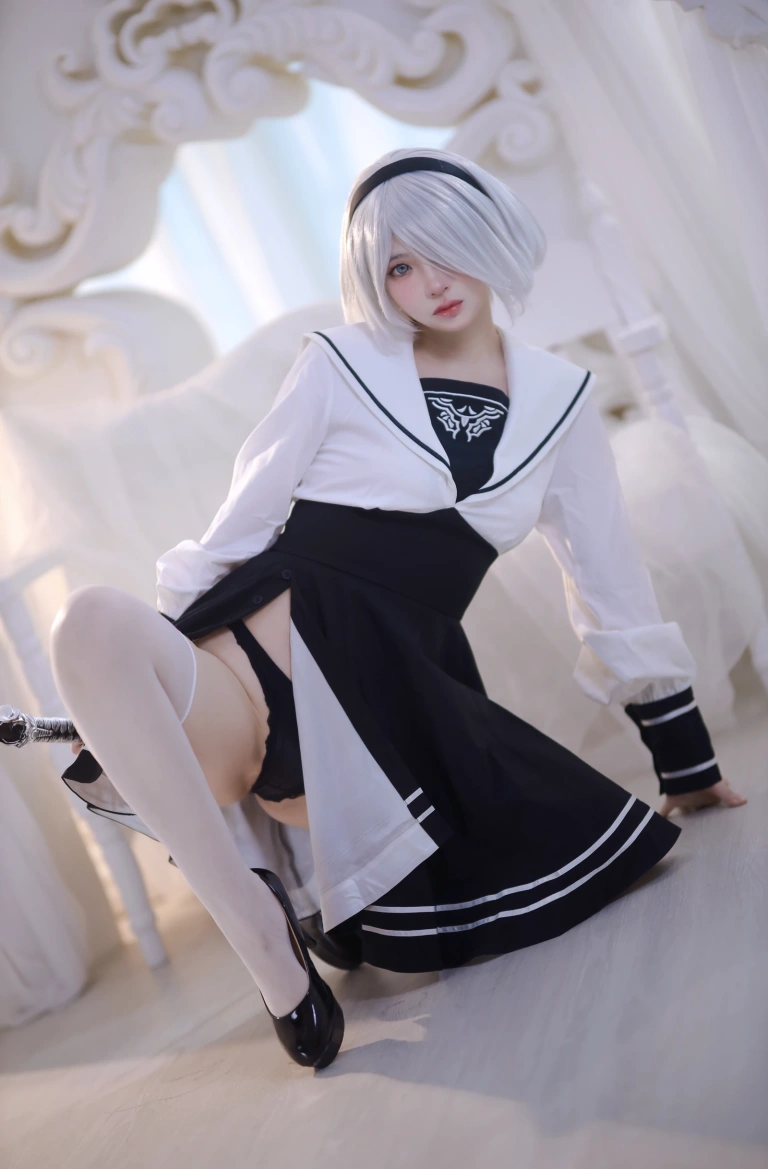疯猫ss《2b》主题写真：53张全套美图