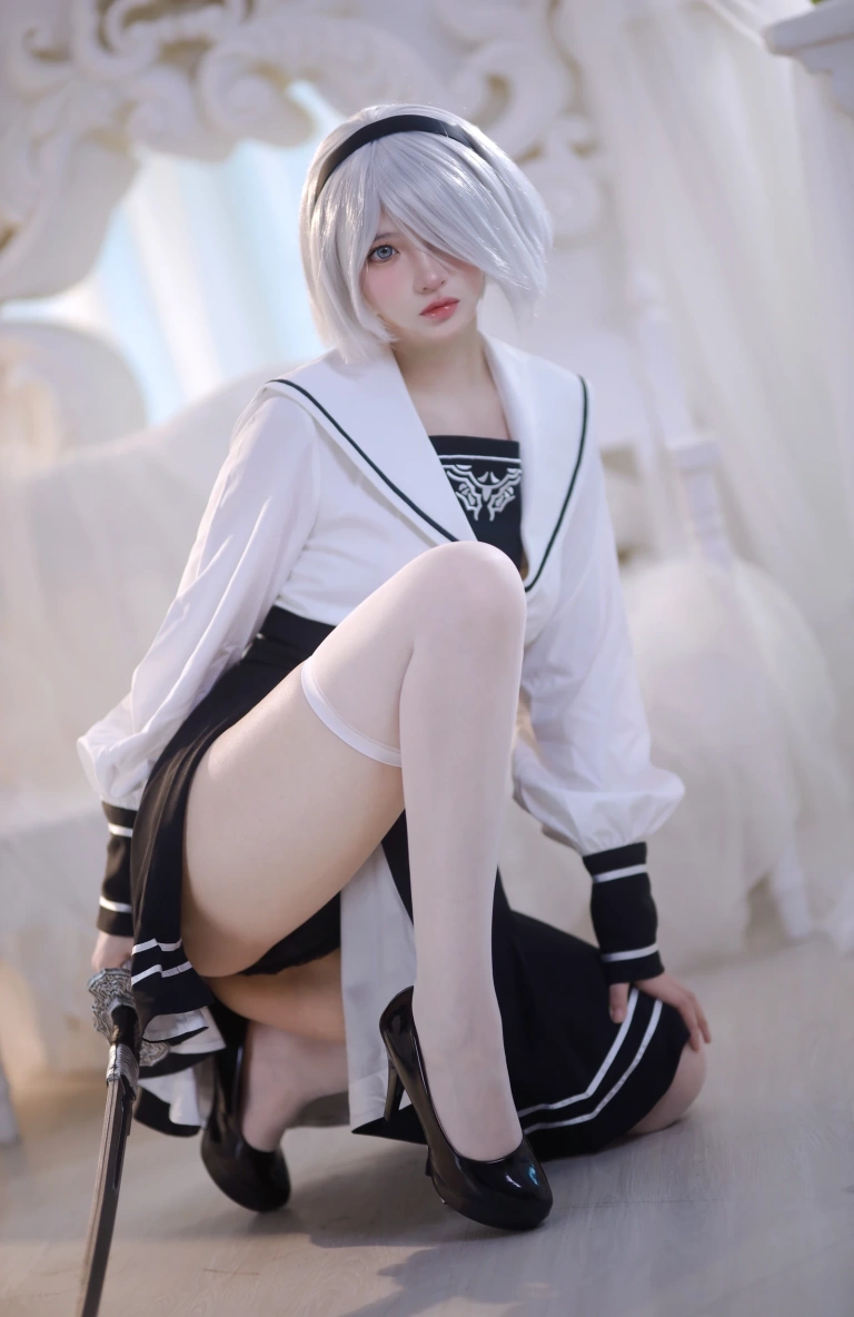 疯猫ss《2b》主题写真：53张全套美图