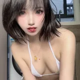 疯猫ss《2025年5月会员订阅合集》主题写真：60张全套美图，含9个视频