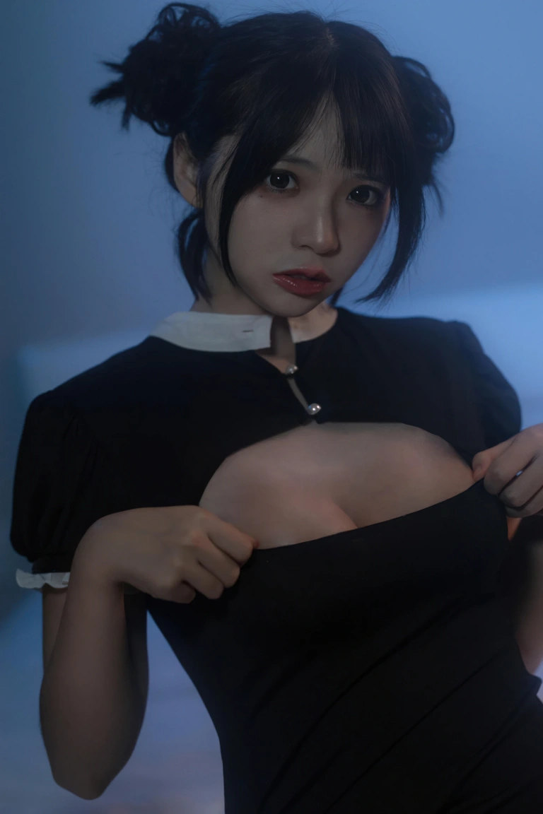 疯猫ss《黑色护士》主题写真：40张全套美图