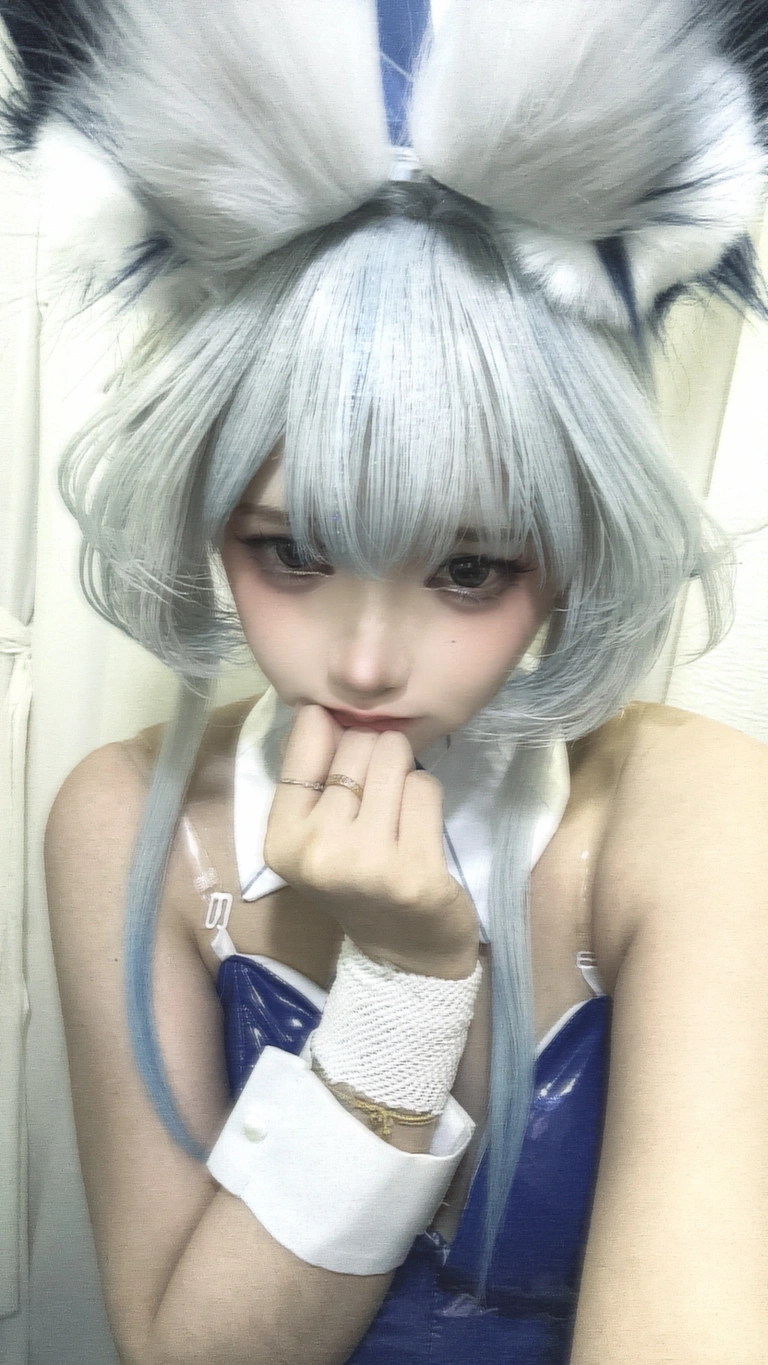 疯猫ss《2025年11月会员》主题写真：62张全套美图，含3个视频