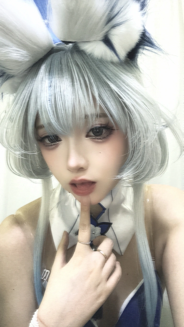 疯猫ss《2025年11月会员》主题写真：62张全套美图，含3个视频