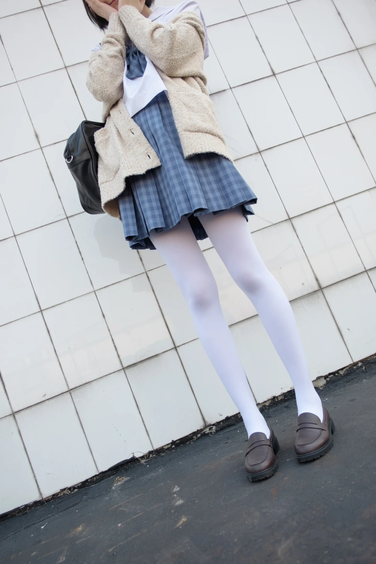 森萝财团《SSR-001》主题写真：74张全套美图