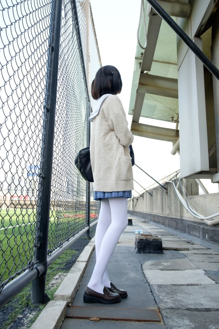 森萝财团《SSR-001》主题写真：74张全套美图