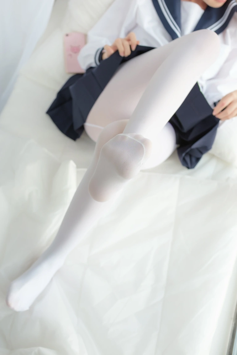 森萝财团《SSR-002》主题写真：75张全套美图