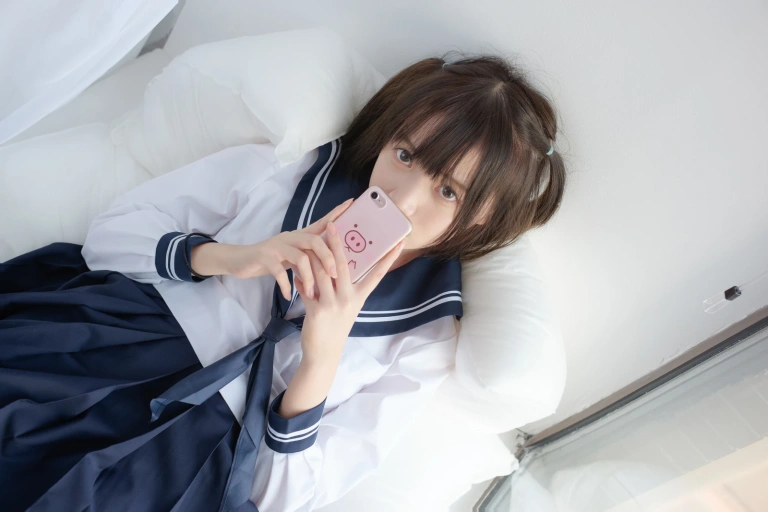 森萝财团《SSR-002》主题写真：75张全套美图