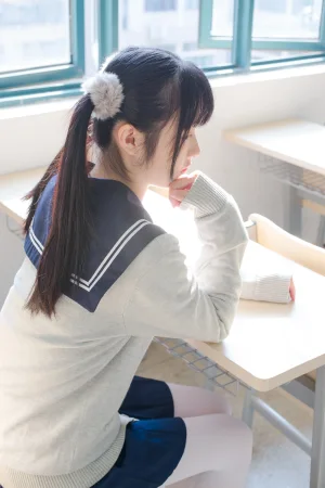森萝财团《SSR-004》主题写真：98张全套美图