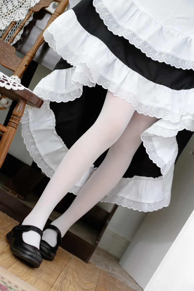 森萝财团《SSR-005》主题写真：85张全套美图