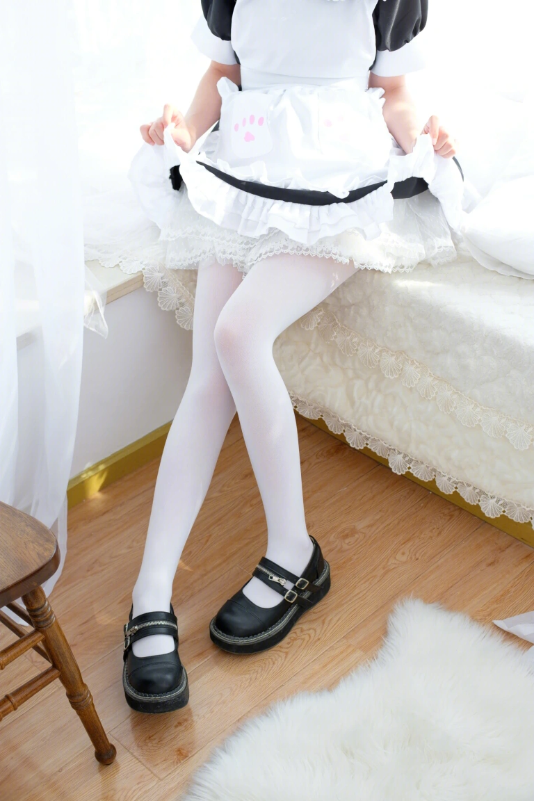 森萝财团《SSR-007》主题写真：71张全套美图