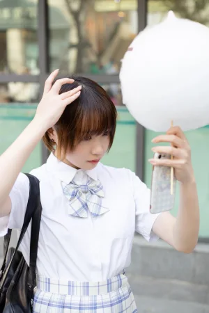 森萝财团《SSR-011》主题写真：104张全套美图