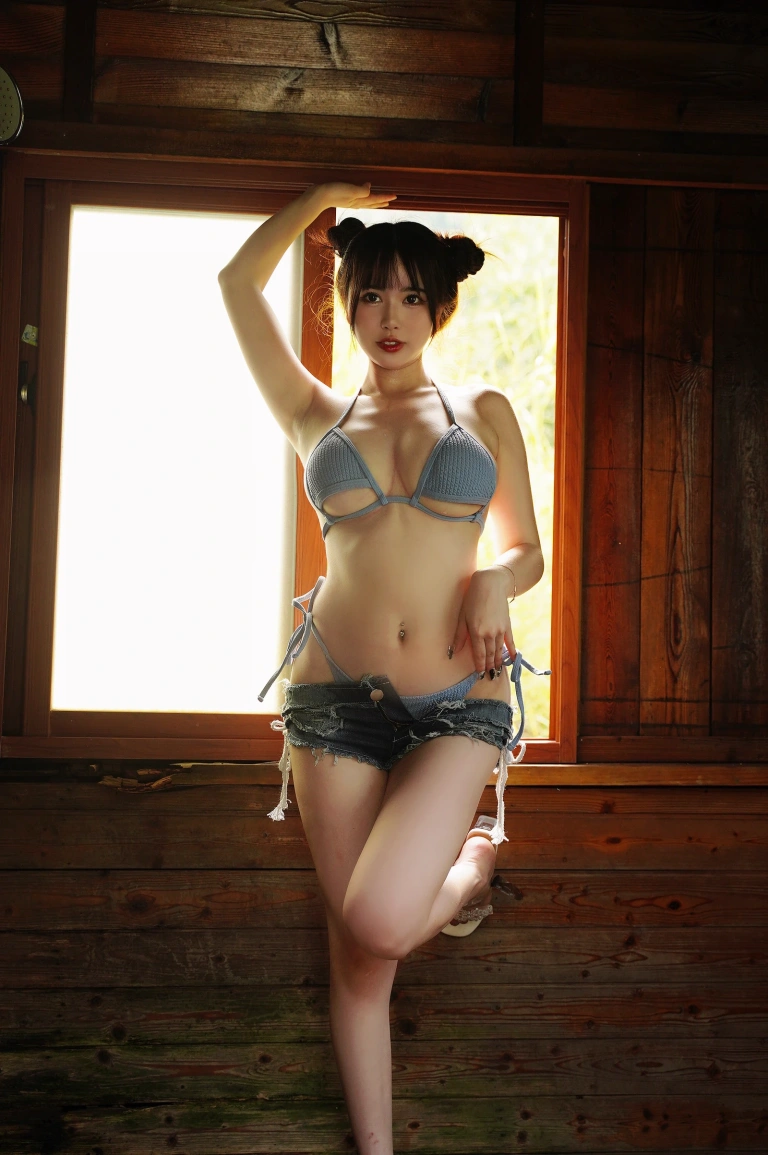 Tina很妖孽呀《蓝色比基尼》主题写真：60张全套美图，含1个视频