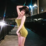 Tina很妖孽呀《绿色连衣裙》主题写真：35张全套美图