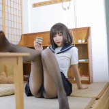 Tina很妖孽呀《捆绑jk》主题写真：111张全套美图，含2个视频