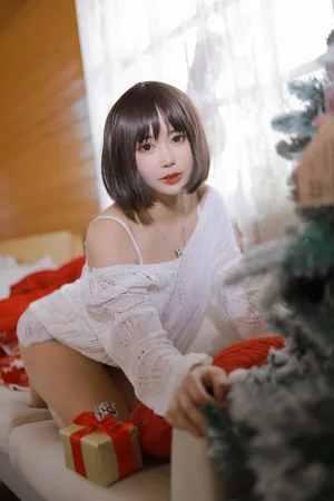Tina很妖孽呀《温柔短发妹妹》主题写真：52张全套美图，含1个视频