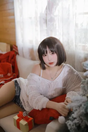 Tina很妖孽呀《温柔短发妹妹》主题写真：52张全套美图，含1个视频