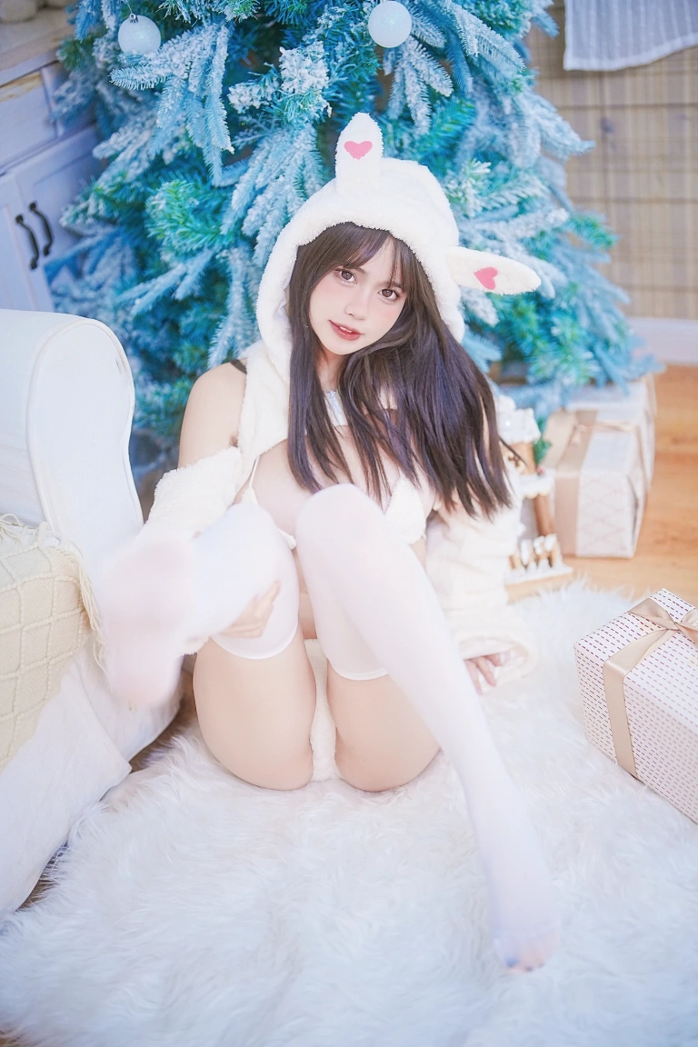 Tina很妖孽呀《小兔子乖乖》主题写真：52张全套美图