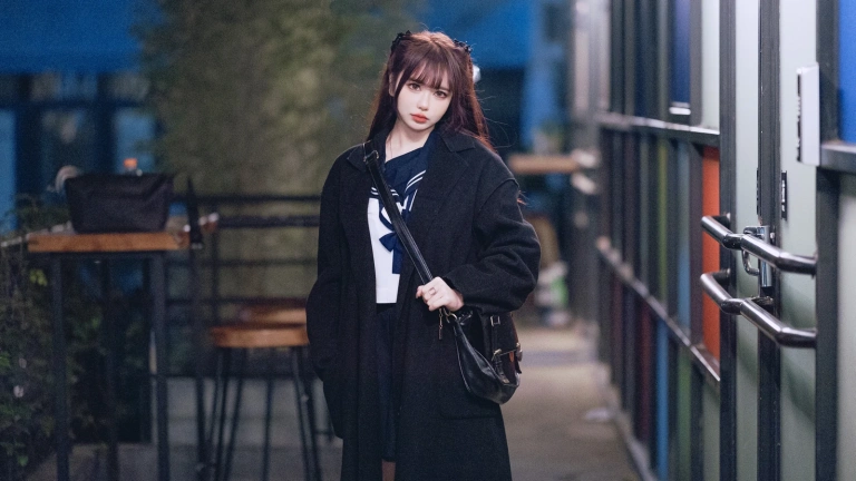 Tina很妖孽呀《不良JK》主题写真：58张全套美图