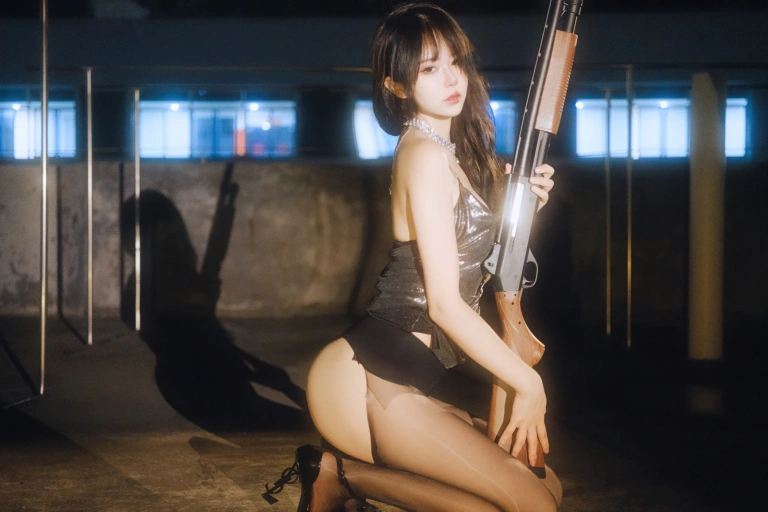 Tina很妖孽呀《夜色连衣裙》主题写真：37张全套美图