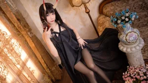 Tomoyo酱《碧蓝 能代礼服》主题写真：12张全套美图