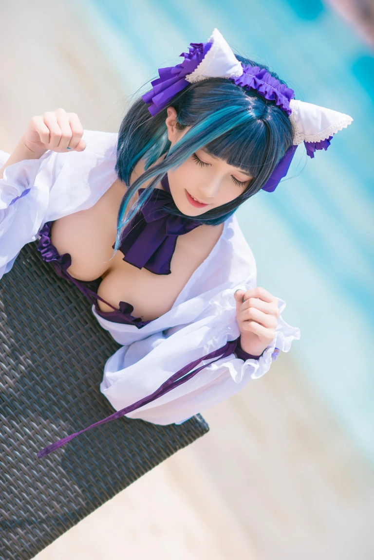 Tomoyo酱《碧蓝 柴郡泳装》主题写真：18张全套美图