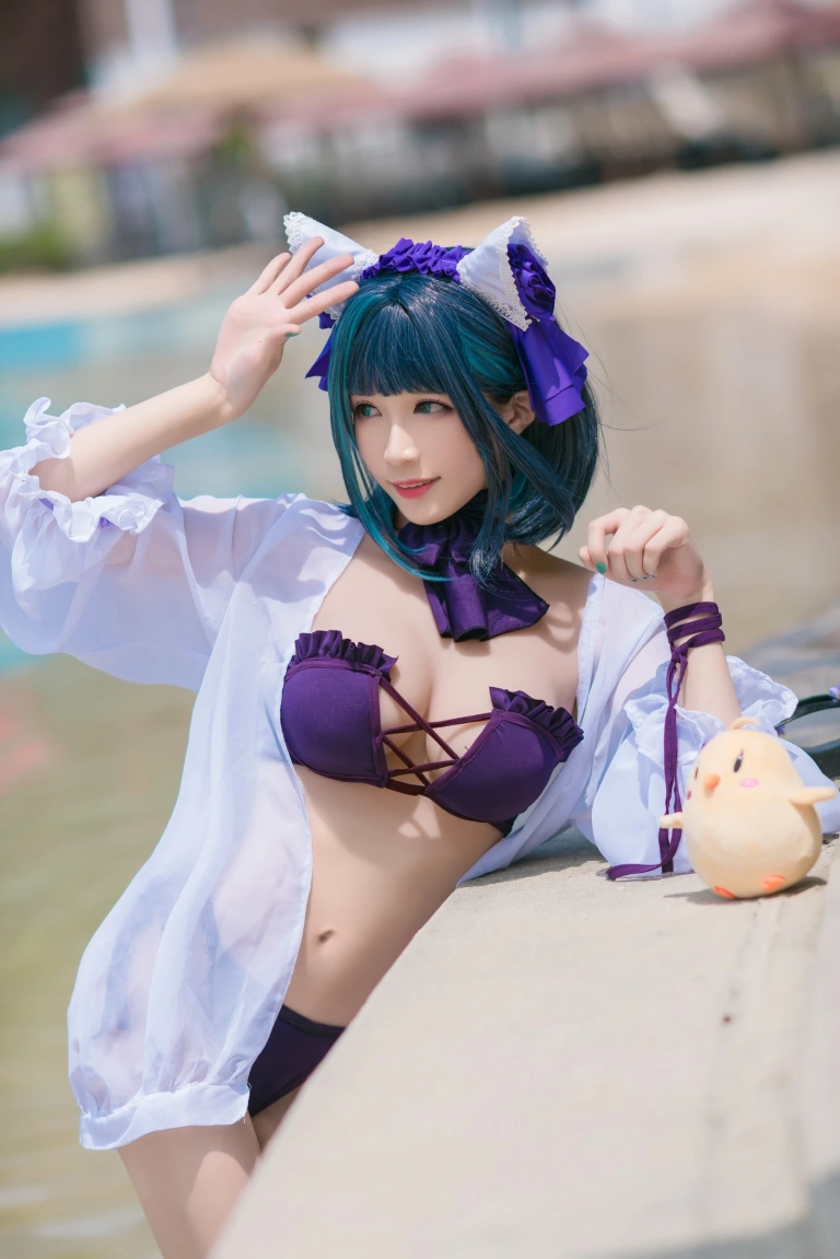 Tomoyo酱《碧蓝 柴郡泳装》主题写真：18张全套美图