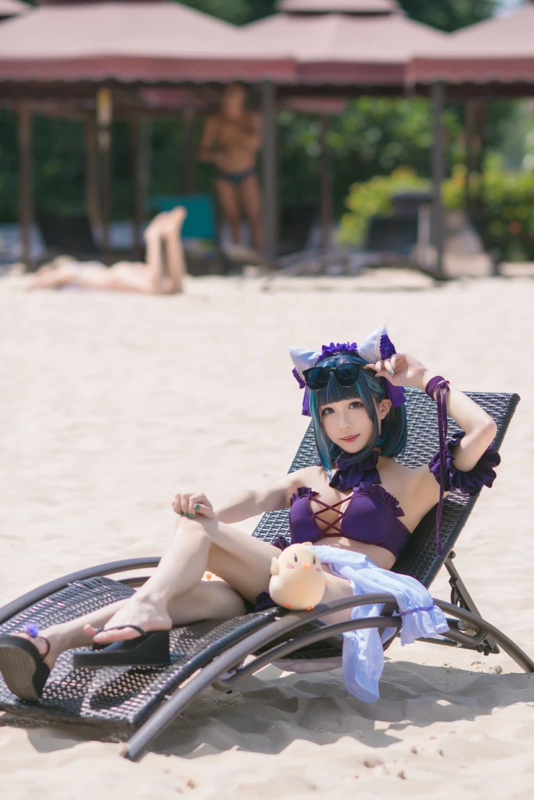 Tomoyo酱《碧蓝 柴郡泳装》主题写真：18张全套美图
